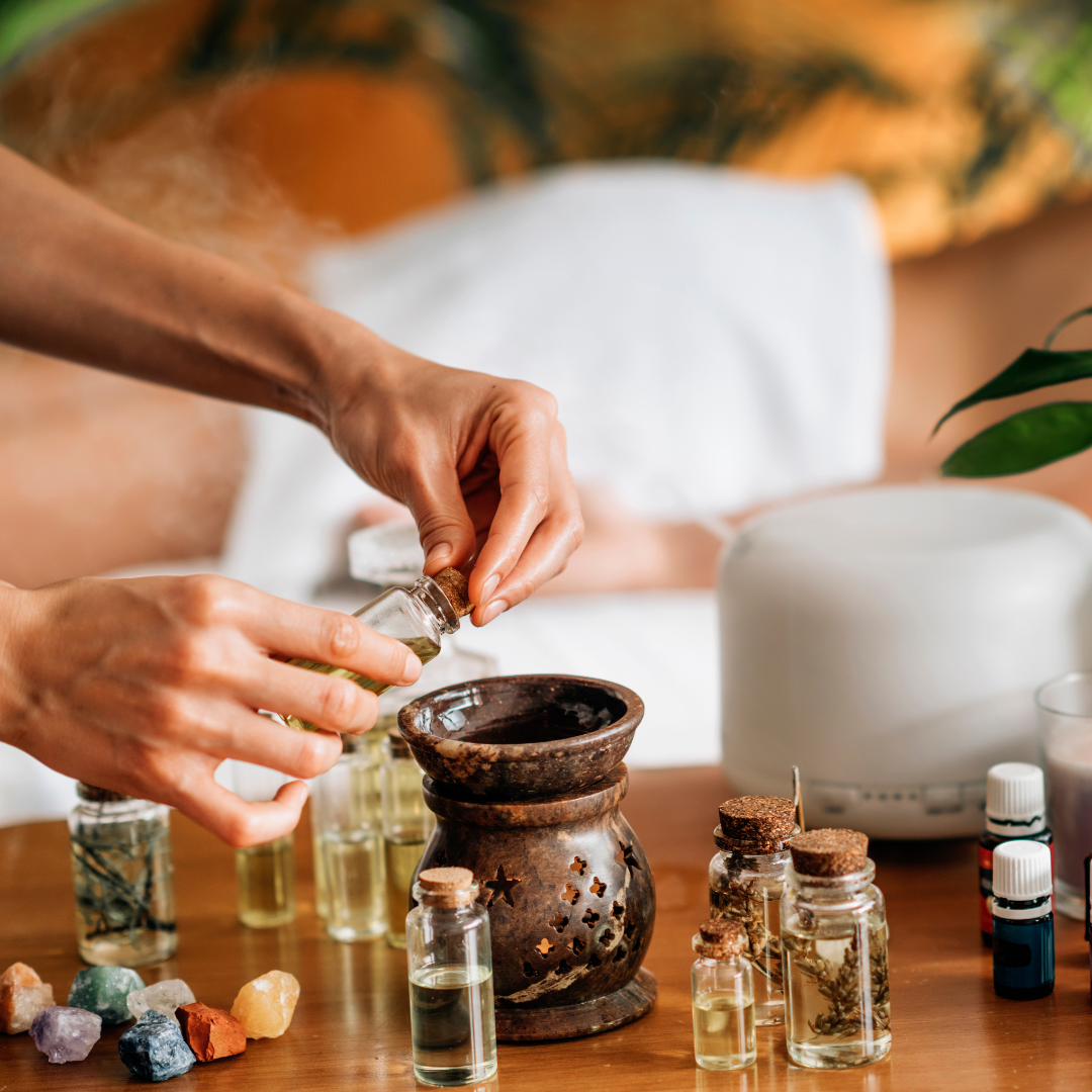 Vmoksha | AyuAromatherapy Massage