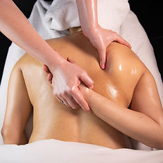 Vmoksha | Deep Squeeze Massage